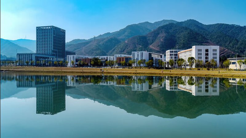 PCB钻孔孔径规格表：揭秘电子制造中的关键参数